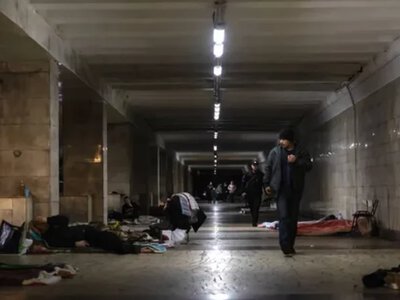 Не брать с собой палатки и надувные матрасы: в Киеве напомнили о правилах использования метро в качестве укрытия