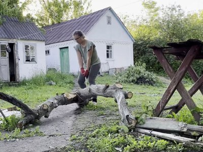 Украинка переехала из Киева в старый дом в деревне: что она обнаружила во время ремонта