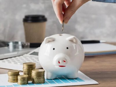Финансовая «подушка безопасности»: сколько денег нужно отложить к 30, 40 и 60 годам