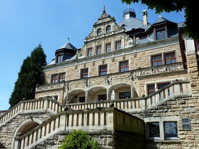 Самая дорогая недвижимость Германии: на продажу выставили замок российских миллионеров