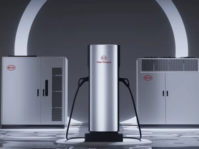 BYD розгортає мережу морозостійких зарядних станцій для електромобілів