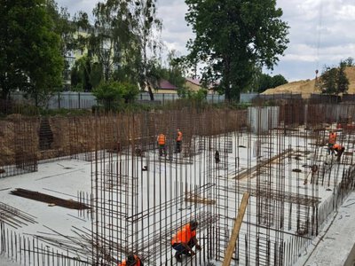 В Киевской области строят жилой комплекс на 360 квартир вместо разрушенных домов (ФОТО)
