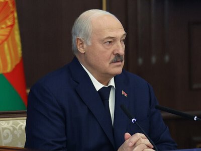  Лукашенко извинился перед Зеленским и заявил, что не планирует военных действий против Украины 