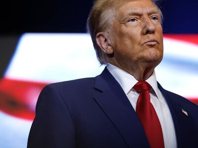 Трамп заявил о возобновлении движения кораблей через Ормуз