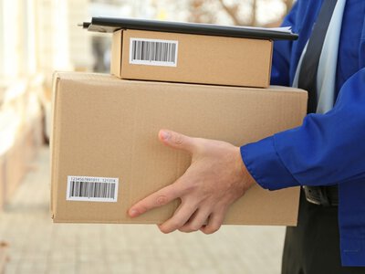 Для украинцев изменятся правила получения посылок: когда начнет действовать таможенная реформа ЕС