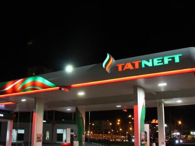 СМИ: «Татнефть» вводит лимит на отпуск бензина и дизтоплива на всех своих АЗС в РФ