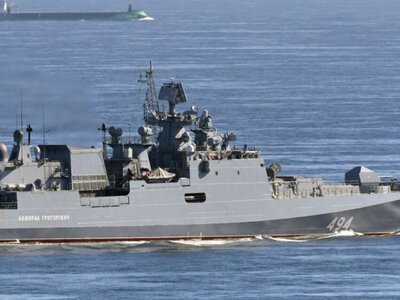  Военный корабль рф произвел предупредительные выстрелы по гражданской яхте в Ла-Манше – СМИ 
