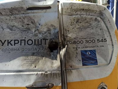 Укрпочта сообщила о новых потерях транспорта из-за обстрелов РФ