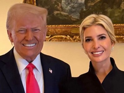 У золотій сукні і з ланцюгом на шиї: Іванка Трамп показала своє дитяче фото з батьком
