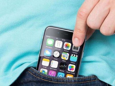 Лікар порадив чоловікам не носити смартфон у кишені штанів