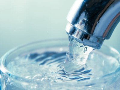  Сразу в трех мегаполисах страны заметно снизилось потребление воды 