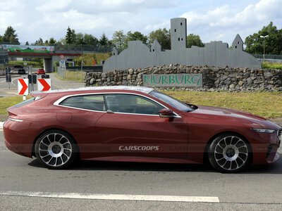 Самый оригинальный спорткар BMW за 500 000 евро представили до премьеры (фото)