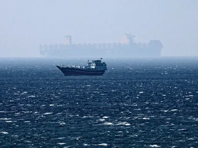 ОАЭ планируют полностью отказаться от зависимости от Ормузского пролива — СМИ