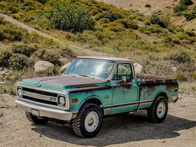 Осовремененная классика: ржавый пикап Chevrolet 60-х оценили в $450 000 (фото)