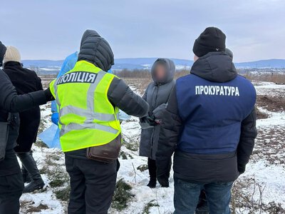 На Буковине предстанет перед судом начальник убойного цеха за создание скотомогильника на сельскохозяйственных землях