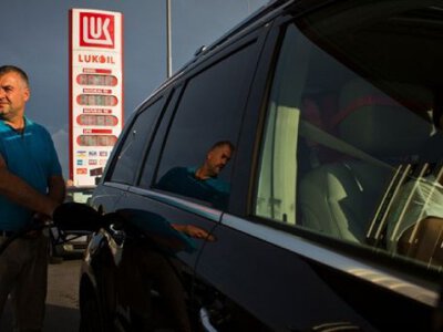Россия начала закупать бензин из-за топливного кризиса, — Reuters