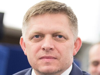 Фицо хочет предложить ЕС создать прямую линию связи между Украиной и Россией