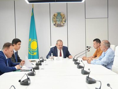 Экологическая безопасность и обращение с отходами: вице-министр ответил на вопросы граждан