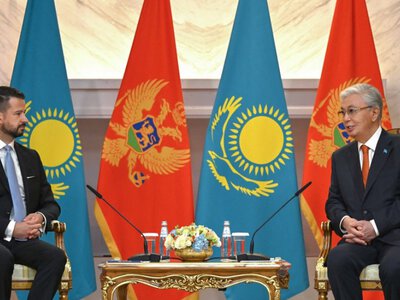  Токаев назвал Черногорию надежным партнером Казахстана на Балканах 