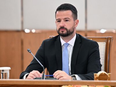  Токаев: Казахстан готов создать благоприятные условия для бизнеса Черногории 