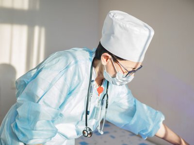  В каких регионах страны врачам оказывают наибольшую поддержку 