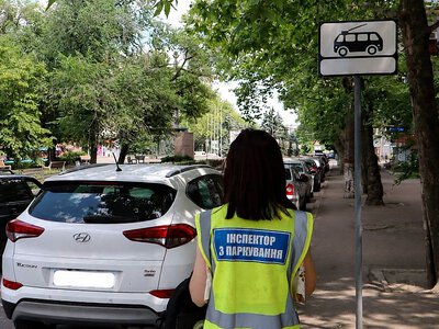 В Николаеве водители блокируют движение электротранспорта: какой штраф за это грозит