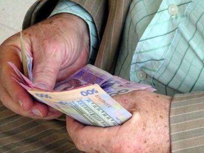 Украинец добился повышения пенсии на ₴1,5 тысячи из-за ошибки ПФУ: как это удалось