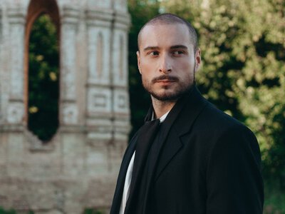 Співак Кісельов розірвав Мережу новим треком: до чого тут Kalush Orchestra та чому фани сперечаються