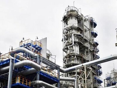 Производит до 9 млн тонн нефти в год - ССО озвучили детали атаки на НПЗ в Тюмени