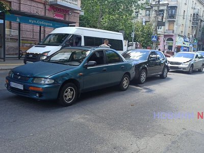 В центре Николаева произошло тройное ДТП