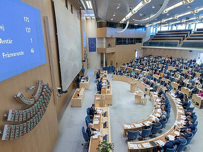 Парламент Швеции упростил процедуру добычи урана и расширил площадки для строительства АЭС