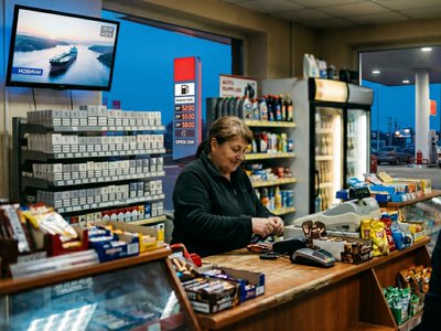 Нефть в мире подешевела почти на 10%: какими будут цены на украинских АЗС