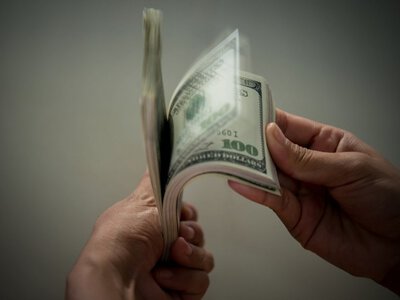 Курс валют на 22 июня 2026: сколько стоит доллар, евро и злотый?
