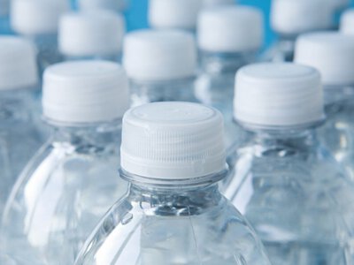 До 300 новых рабочих мест: производитель энергетиков и минеральной воды откроет предприятие на Львовщине