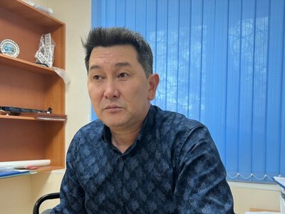 Казахстанского журналиста Лукпана Ахмедьярова задержала полиция в Уральске