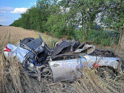 Под Николаевом перевернулся Lexus: полиция ищет очевидцев ДТП с пострадавшим ребенком