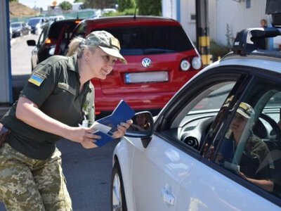 Увеличилось количество автобусов: в ГПСУ назвали лучшее время для пересечения границы без очередей