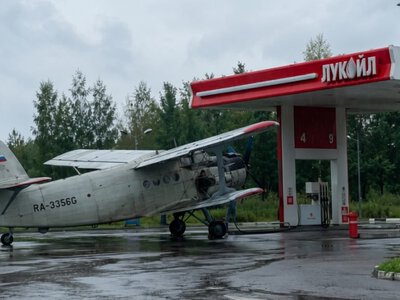 В РФ назревает новый кризис: самолеты начали заправлять автомобильным бензином, — СМИ