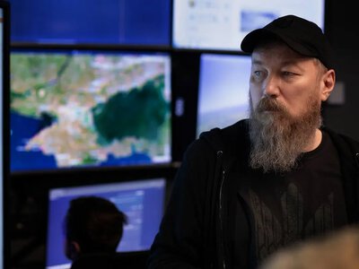 «Крым положит Москву»: что стоит за срочным обращением Мадяра к жителям Крыма