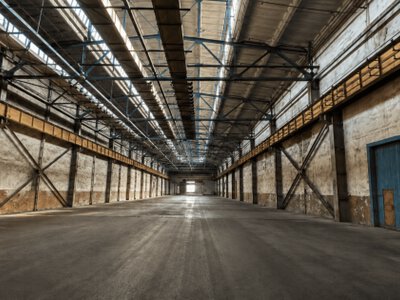 Собственная железная дорога, скважины и 22 гектара: на Франковщине продают крупный завод