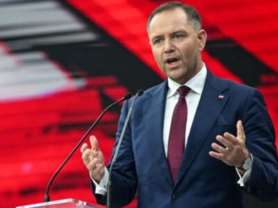 Навроцкий опроверг, что решение об ордене Зеленского связано с внутренней политикой Польши