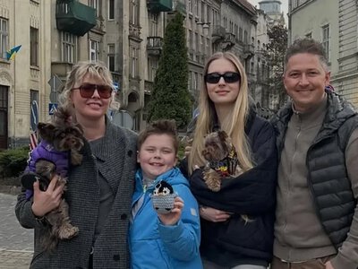Олександр Педан замилував сімейними фото з дочкою і сином та звернувся до дружини в особливий день