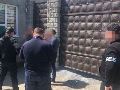 На табачном предприятии выявили неуплату налогов на 2,3 млрд грн - эксдиректору объявили подозрение
