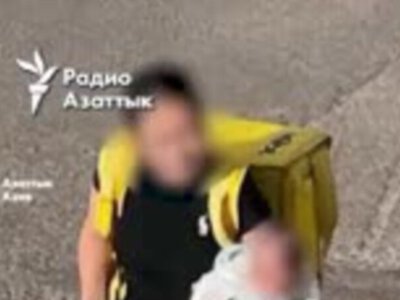 Министра труда в Казахстане призывают к отставке из-за реакции на маму-курьера