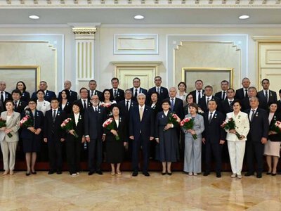 ОТ МОДЕРНИЗАЦИИ БОЛЬНИЦ ДО ЗАЩИТЫ ВРАЧЕЙ: ПРЕЗИДЕНТ ОПРЕДЕЛИЛ КЛЮЧЕВЫЕ ЗАДАЧИ ЗДРАВООХРАНЕНИЯ