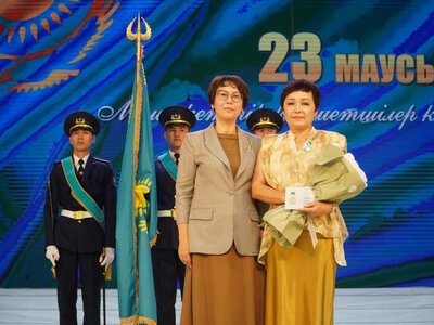 Более 4 тысяч госслужащих Акмолинской области отметили профессиональный праздник