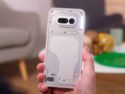 Более дешевая версия Nothing Phone (4a): новый смартфон прошел тест на производительность (видео)