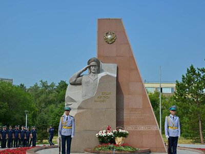 Память полицейских, погибших при исполнении служебного долга, почтили в Павлодарской области