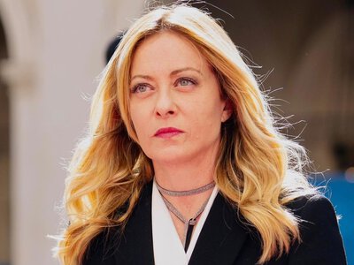 Спалила будинок і кинула бойфренда через секс-скандал: 7 несподіваних фактів про Джорджу Мелоні