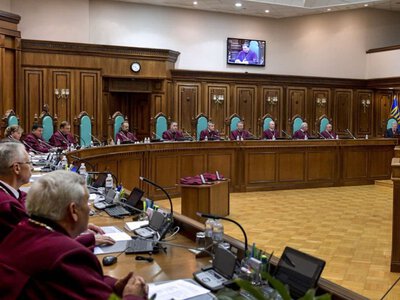 Из закона исключат норму о строгом удержании под стражей за некоторые военные преступления: решение КСУ